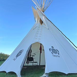 Tipi with 7 teachings images on the outside